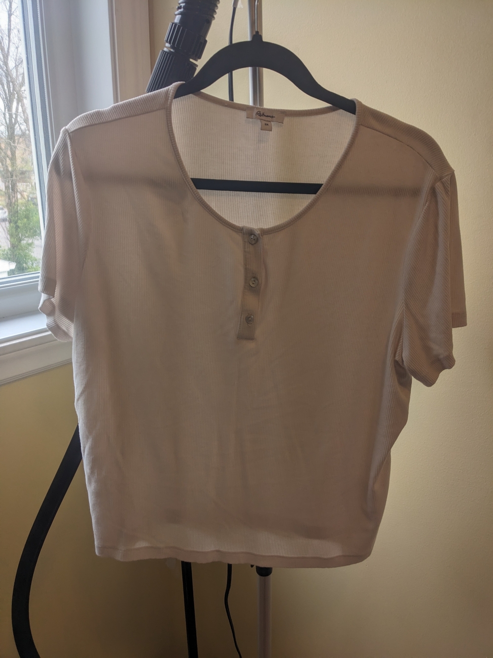 Reitmans Short Sleeve Ribbed Henley Top in Beige